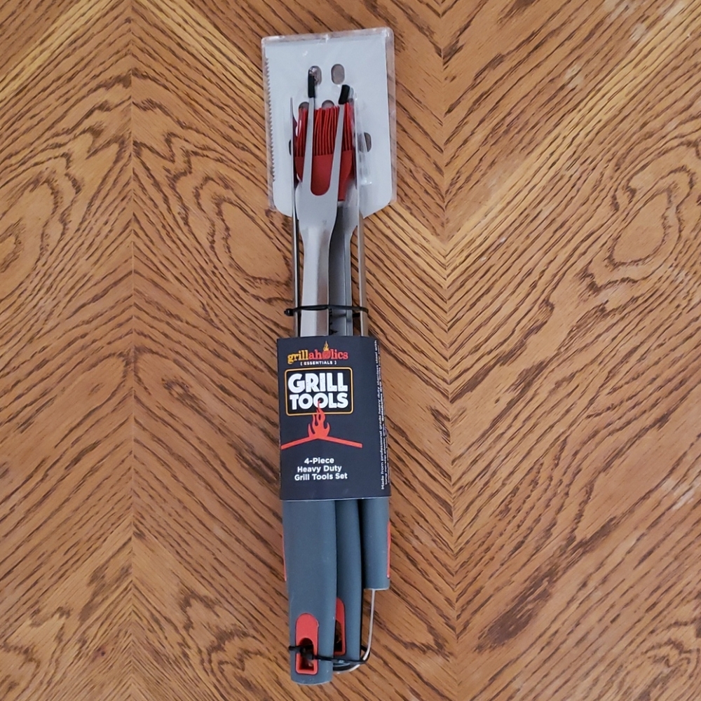 Essential Grill Tools from Grillaholics